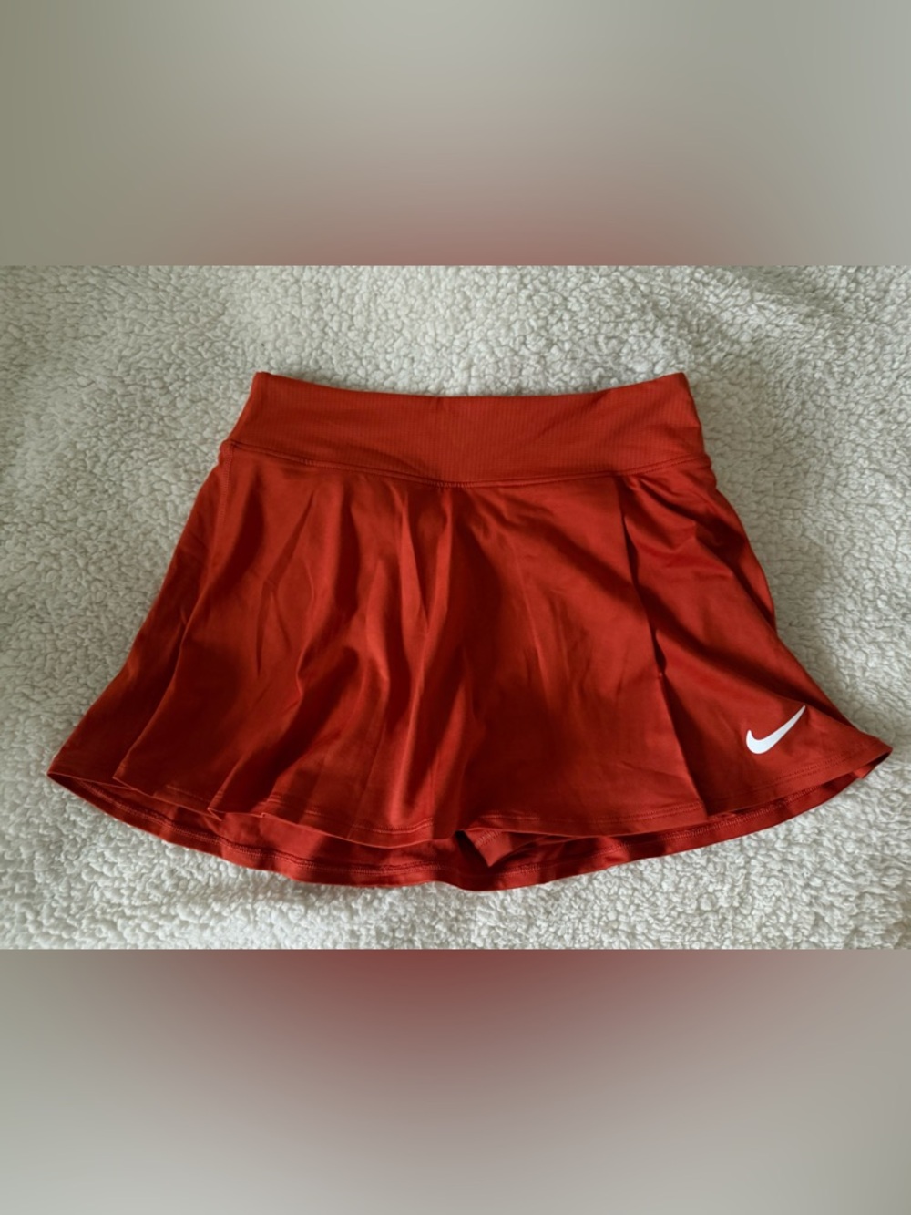 Nike Flounce Standard Fit Skirt In Cinnabar XS NWT Retails $58